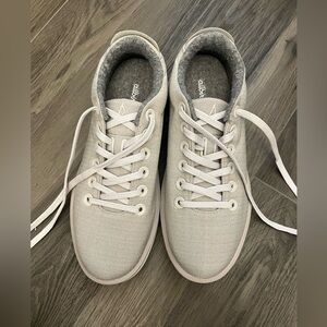 Allbirds water repellant merino lined walking shoes